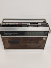 Vintage Waltham 4 Band Radio &