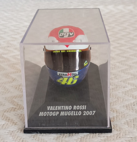 Agv valentino rossi helmet - 1:8,