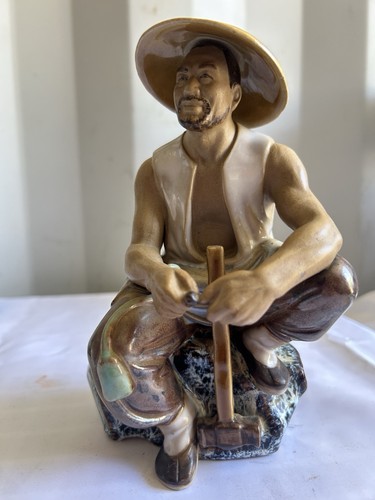 High quality mudman sitting - high,