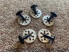 FIT SEAT UNDERTRAY EXHAUST