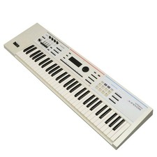 Roland JUNO-DS61W Synthesizer