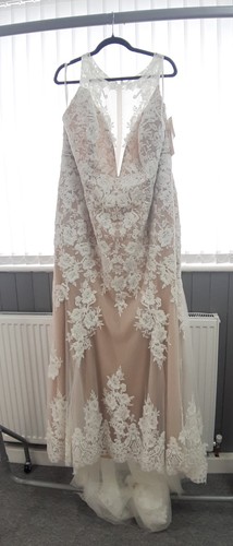 Plus size wedding - wedding, dresses