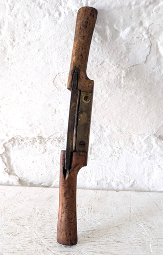 Vintage wooden spoke - vintage, shave