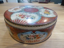 Vintage Floral Round