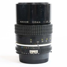 Nikon NIKKOR 135mm F2.8 AI