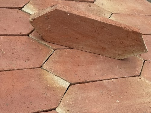 Terracotta floor tiles - , picket