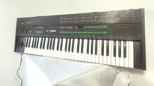 Yamaha dx7 key - 61, digital