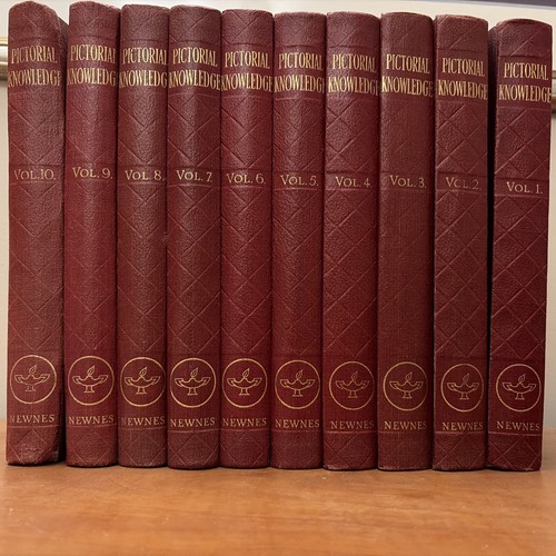 Encyclopaedia set pictoral - encyclopaedia,