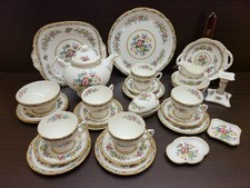 5x Coalport Ming Rose teaset