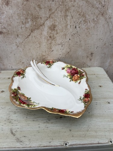 Royal albert romance - royal,