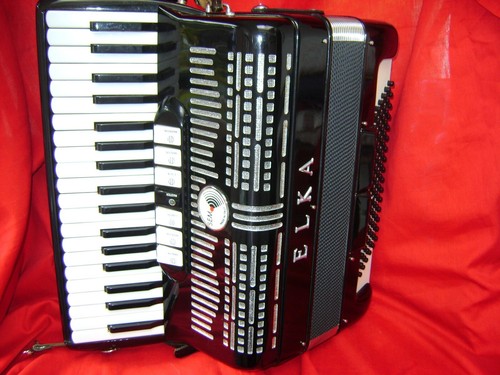 Elka sem bass accordion - 96,