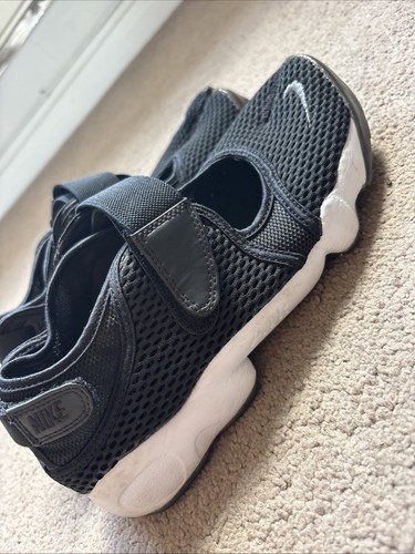 Black nike air - black,
