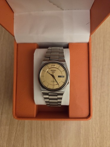 Vintage seiko 7009 17 - 5,