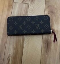 BNIB Louis Vuitton Zippy Purse