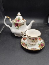 Royal Albert Old Country Roses