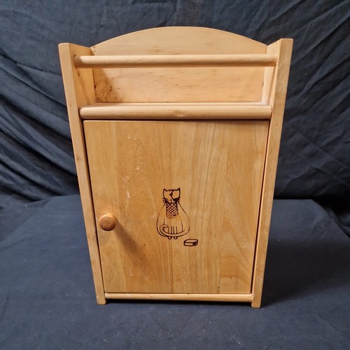 Wooden cat theme - box, wall