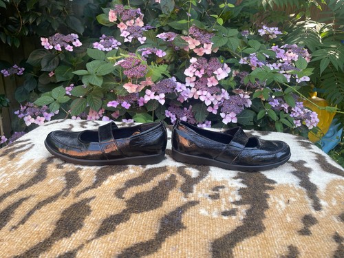 Romika black patent leather - black,