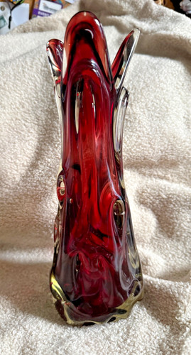 Vase thick red - red, knobbly