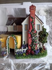 Hawthorne Village Thomas