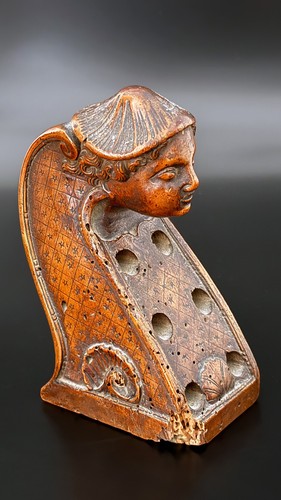 18th century carved wooden - 18th,