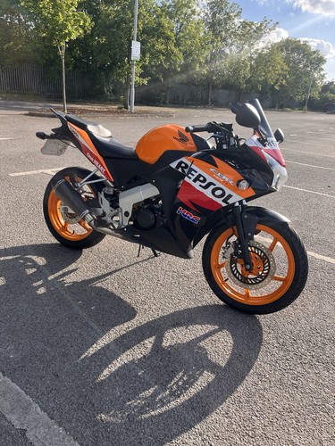Honda cbr125r repsol - cbr125r,