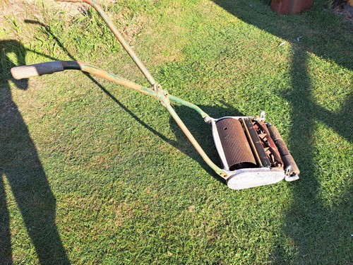 Vintage ransomes ajax inch - ajax,