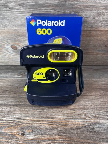 Polaroid 600 instant camera - polaroid,