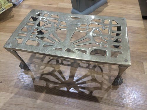 Brass pot stand trivet - brass,
