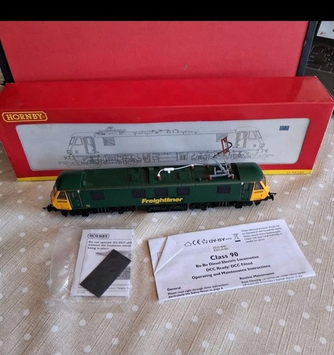 Hornby gauge 3077 class - r,