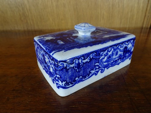 Vintage blue white butter - blue,