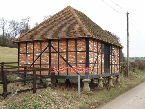 Photo granary staddle - granary,