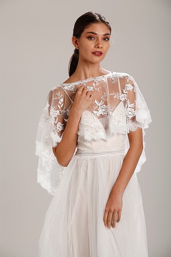 Ivory lace wedding dress - lace,