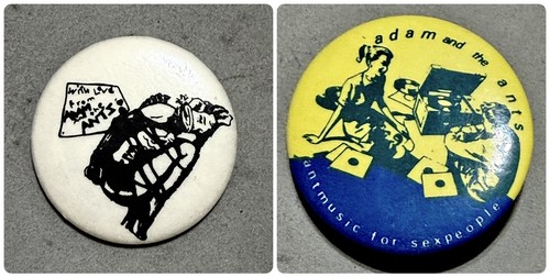 Vintage pinback badge button - vintage,