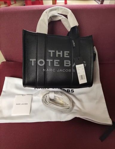 Brand new marc jacobs - brand,
