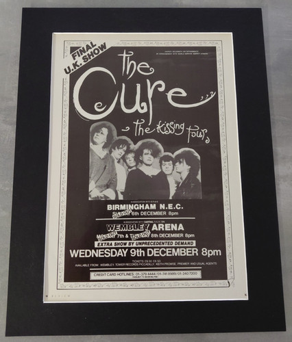 The cure - kissing, tour