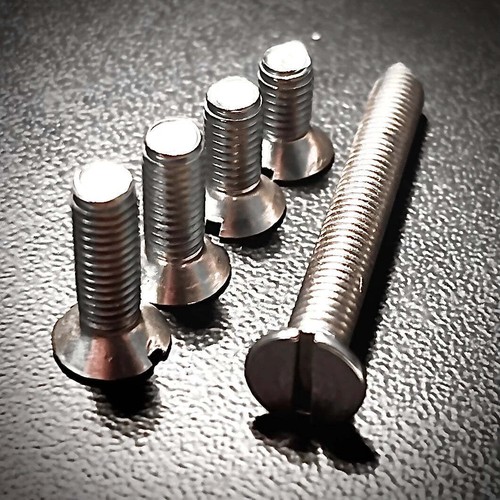 Machine screws slot - screws,