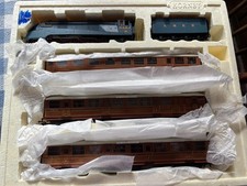 Hornby R2888M 'OO' Gauge the