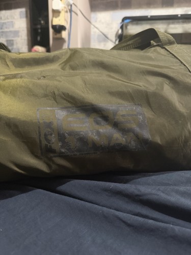 Fox eos man carp fishing - eos,