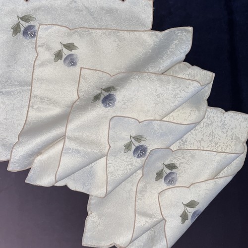 Vintage napkins with - napkins,
