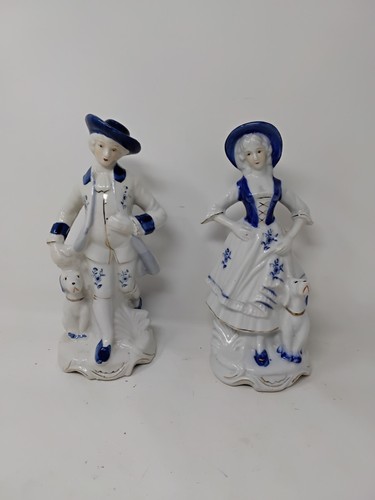 Leonardo style blue and white - leonardo,