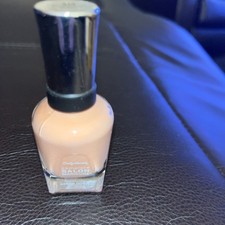 Sally Hansen 