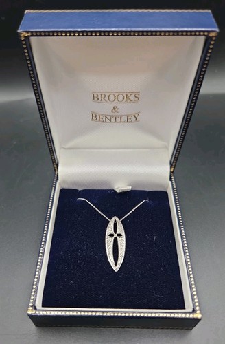 9ct white gold diamond - white,