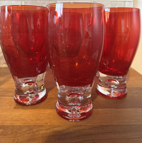 Set red bubble in stem - of,