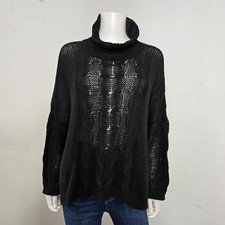 Ivan Grundahl Loose Knit