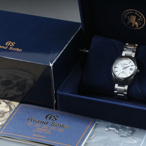 Near mint grand - near,