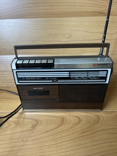 Vintage hitachi band radio - band,