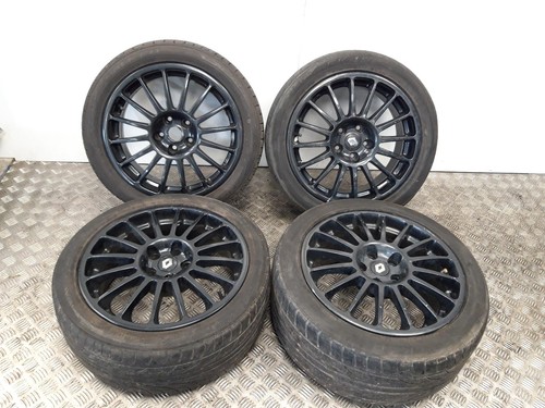 Renault clio inch - 17,