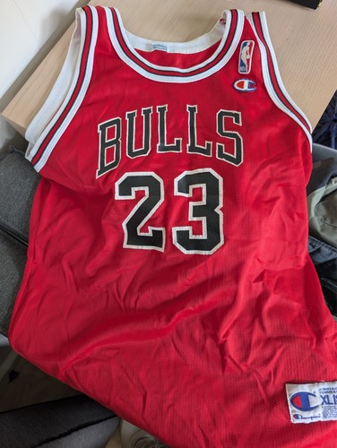 Vintage 1997 champion - vintage,