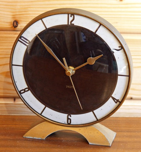Vintage 19cm smiths mantel - smiths,