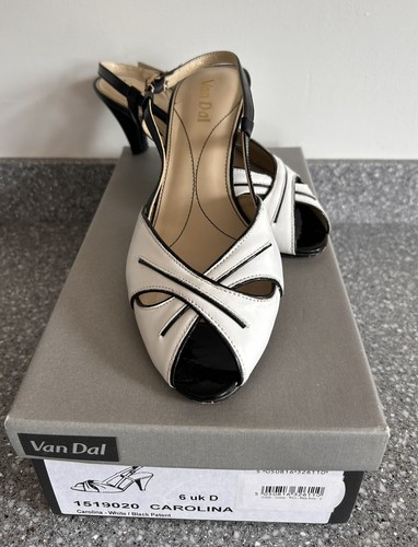 Van dal carolina - ,